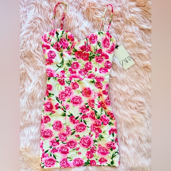 Zara Dresses & Skirts - Zara Pink Floral Mini Dress